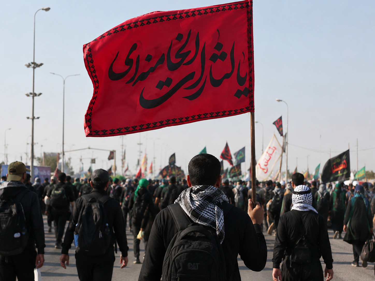 پرچم سرخ یالثارات